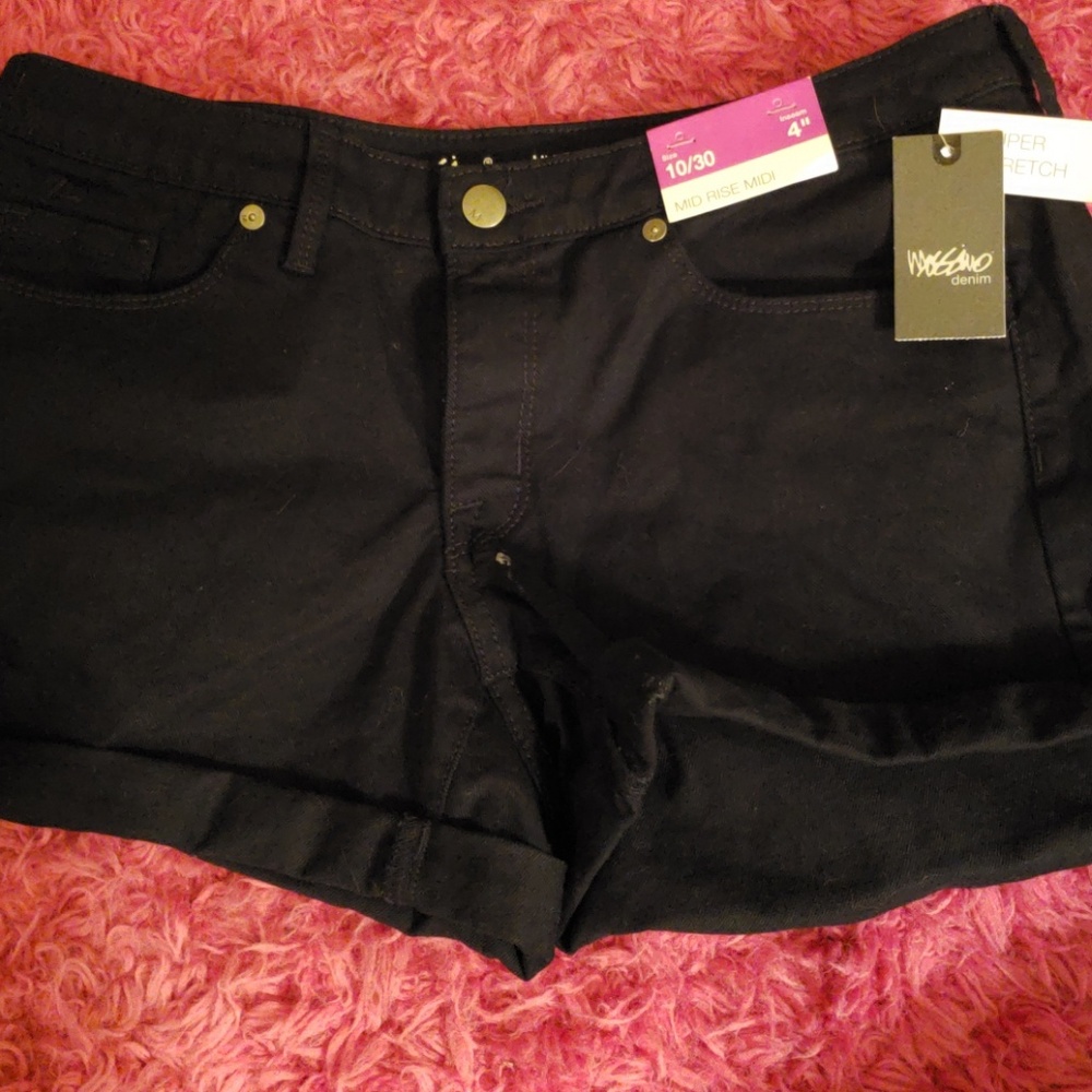 Black jean shorts